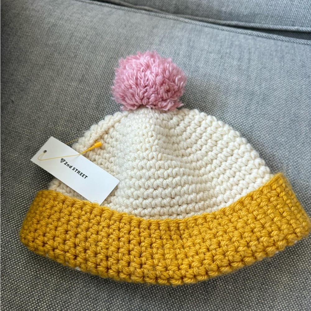 Crochet Colorblock Pom Hat NWT